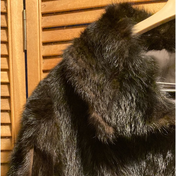 Vintage Scandinavian Fur Co. Genuine Mink Fur Coat with Zippered Front - Picture 5 of 16